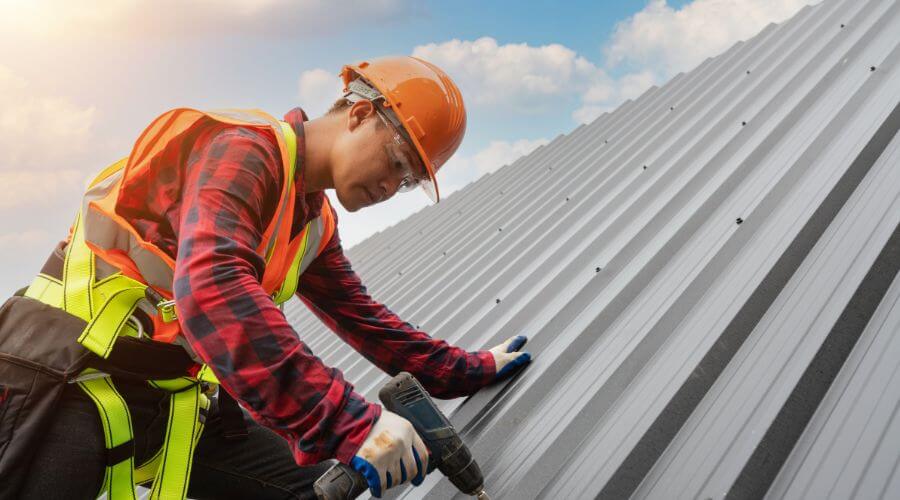 Professional Emergency Roof Repairs services in Hallwood, VA
